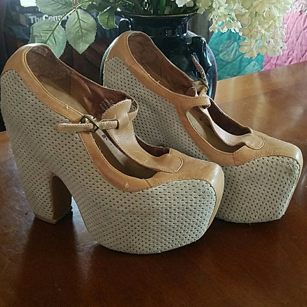 Jeffrey Campbell "STUNNING" heels